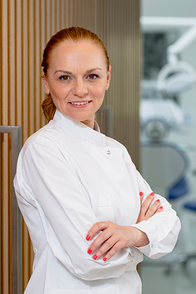 Ανέλια Βαλεντίνοβα,Dental Clinic Manager